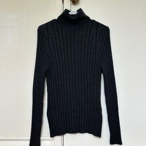 Banana Republic Navy Blue 100% Extra Fine Merino Wool Ribbed Turtleneck Size L